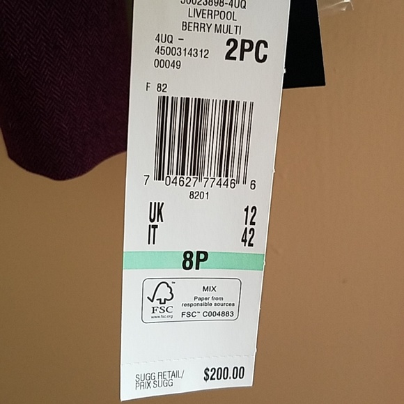 2 pc Women's skirt suit - Picture 3 of 4